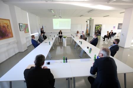 PODPIS POGODBE 09 FOTO LJUBO VUKELIČ